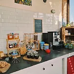 Alojamento de Acomodação e Pequeno-almoço Oliva - - 4*