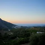 Alojamento de Acomodação e Pequeno-almoço Oliva - -