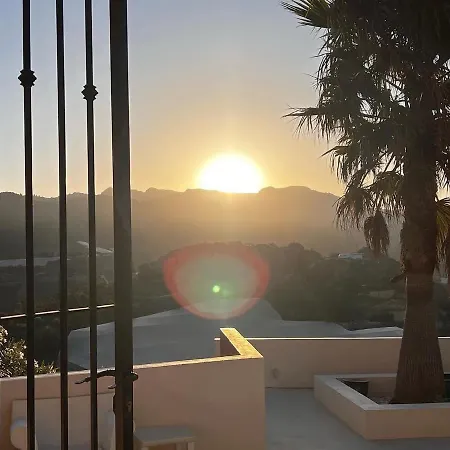 Oliva - - Bed & Breakfast Bolulla